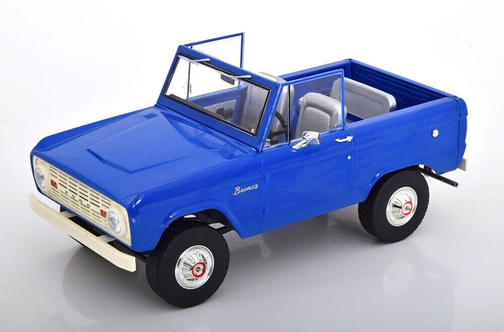 Greenlight 1966 Ford Bronco 26th Annual Woodward Dream Cruise Blue with White Top 1:18