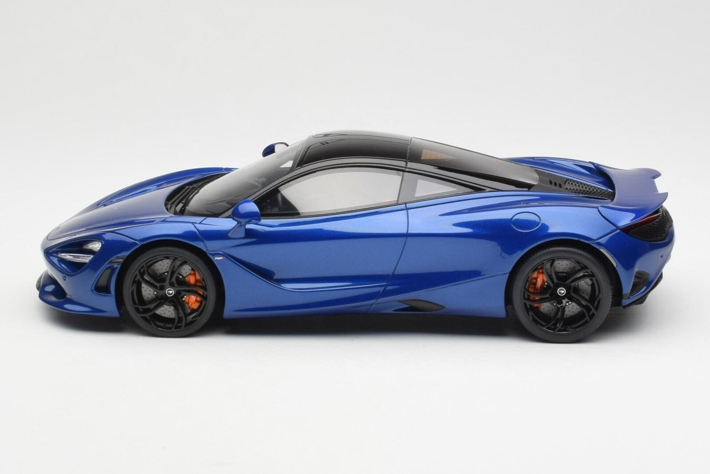 GT Spirit 2023 Mclaren 750S Blue 1:18 Resin