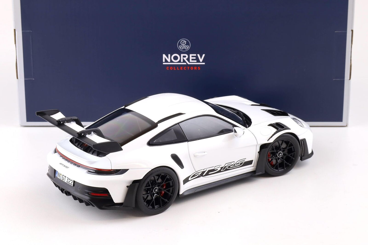 Norev Porsche 911 992 GT3 RS White w/ Black Wheels 1:18