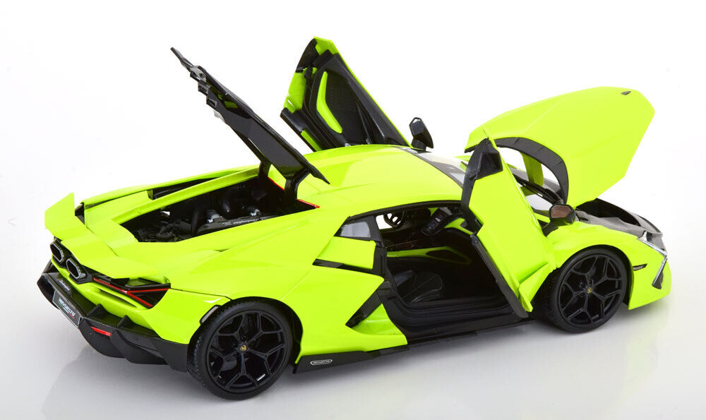 Maisto Lamborghini Revuelto 74x Lime Green 1:18