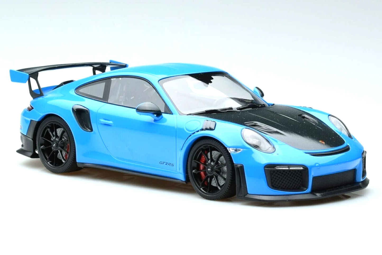 Minichamps 2018 Porsche 911 991.2 GT2 RS Blue w/ Black Hood & Wheels 1:18 SEALED (Copy)