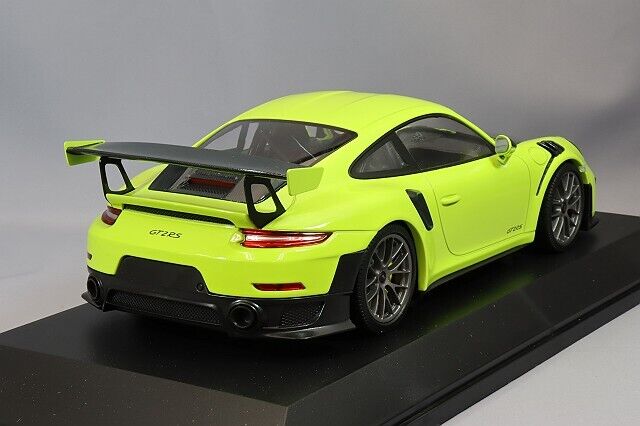 Minichamps 2018 Porsche 911 991.2 GT2 RS Acid Green w/ Silver Magnesium Wheels 1:18