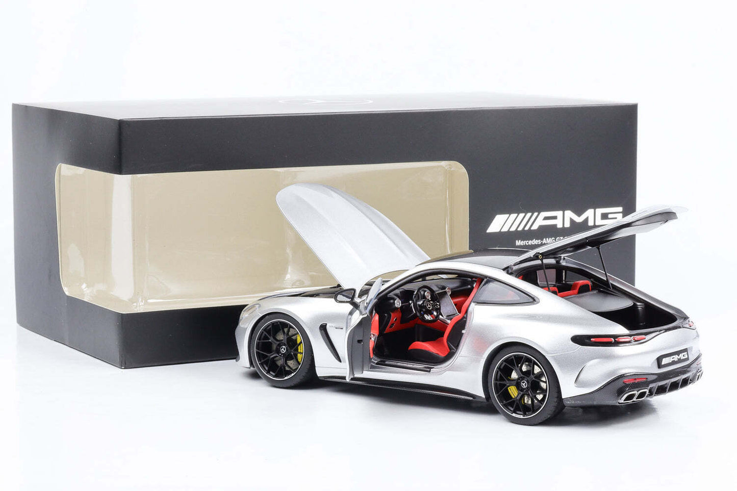 NZG Mercedes Benz AMG GT63 Coupe (C192) Hightech Silver 1:18 DEALER EDITION