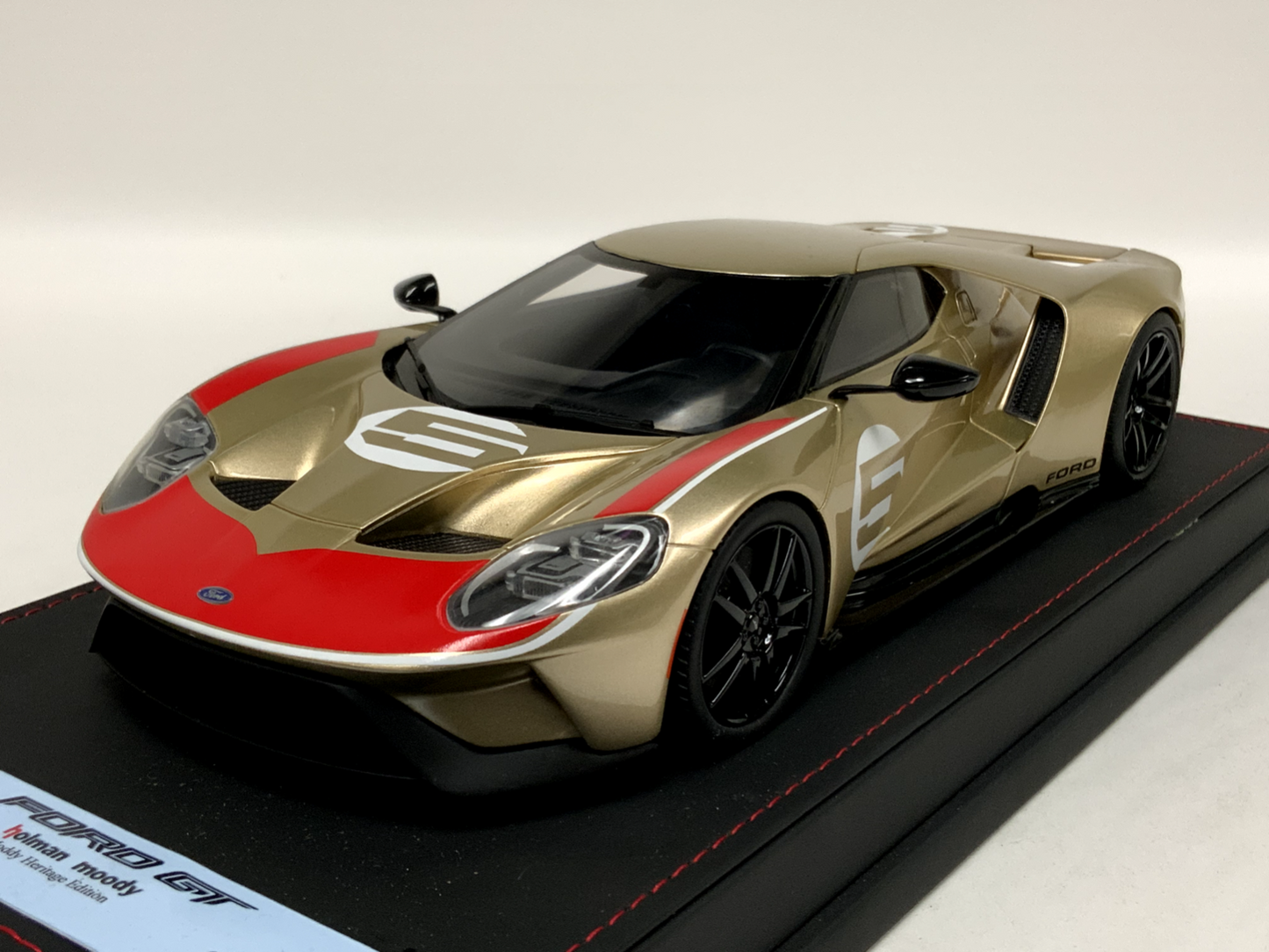 GT Spirit 2022 Ford GT Heritage Edition No 5 Holman Moody Gold 1:18 RESIN