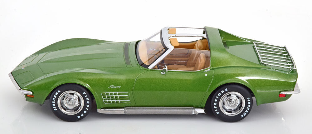 KK Scale 1972 Chevy Corvette C3 Stingray Green (w/ Removable T-Tops) 1:18