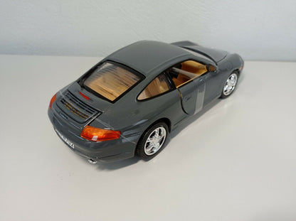 Motormax 1999  Porsche 911 (996) Carrera Coupe Grey Metallic 1:18