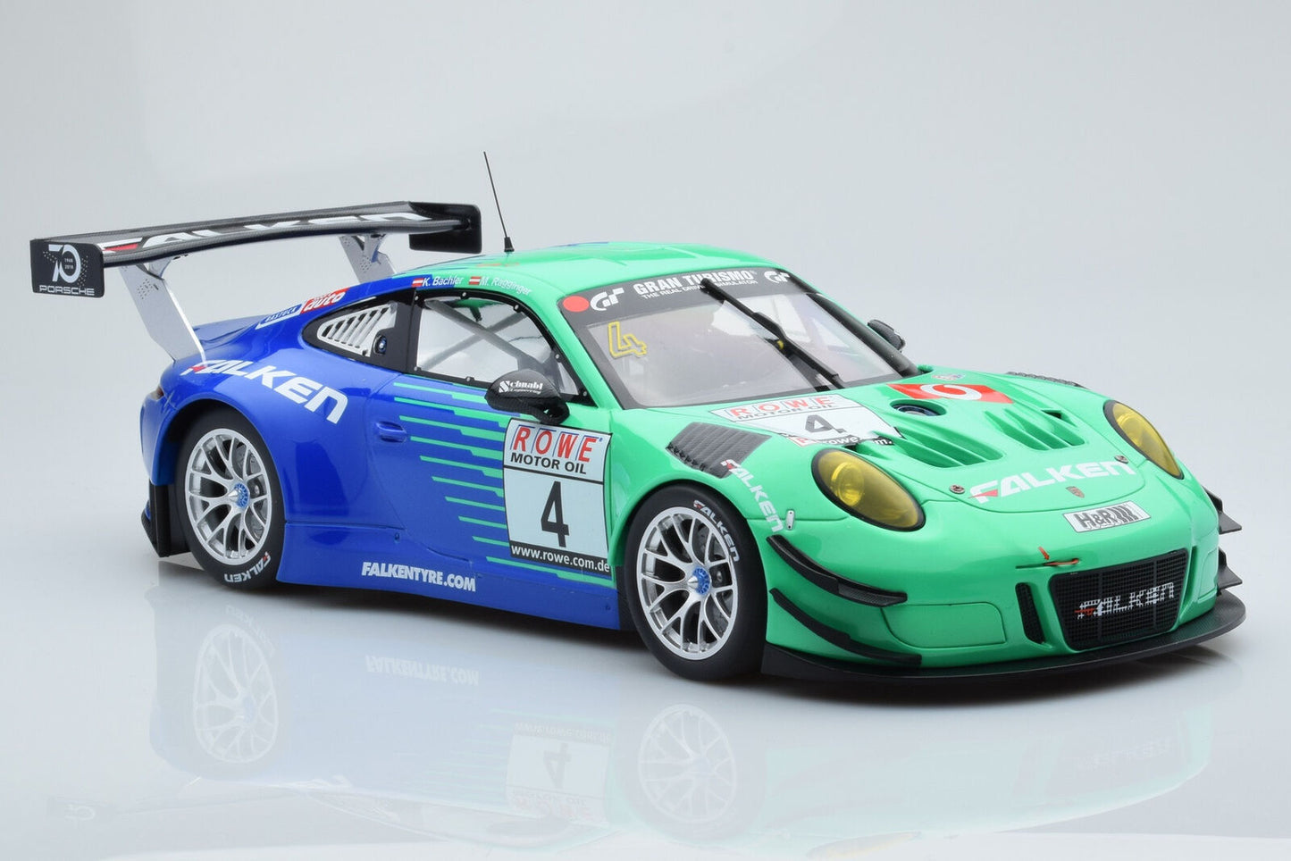 Minichamps 2018 Porsche 911 991 GT3 R Team Falken Motorsports No 4 Bachler Ragginger Winner VLN 6 1:18