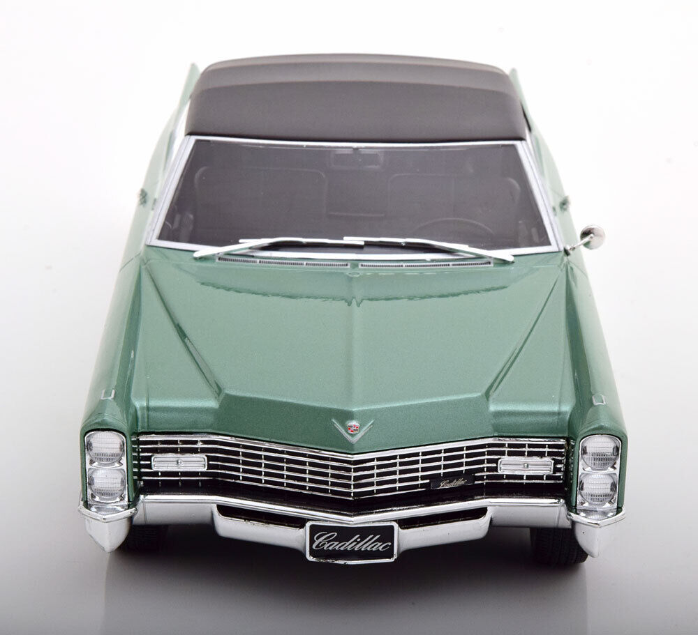 KK Scale 1967 Cadillac DeVille with Softtop Green Metallic 1:18