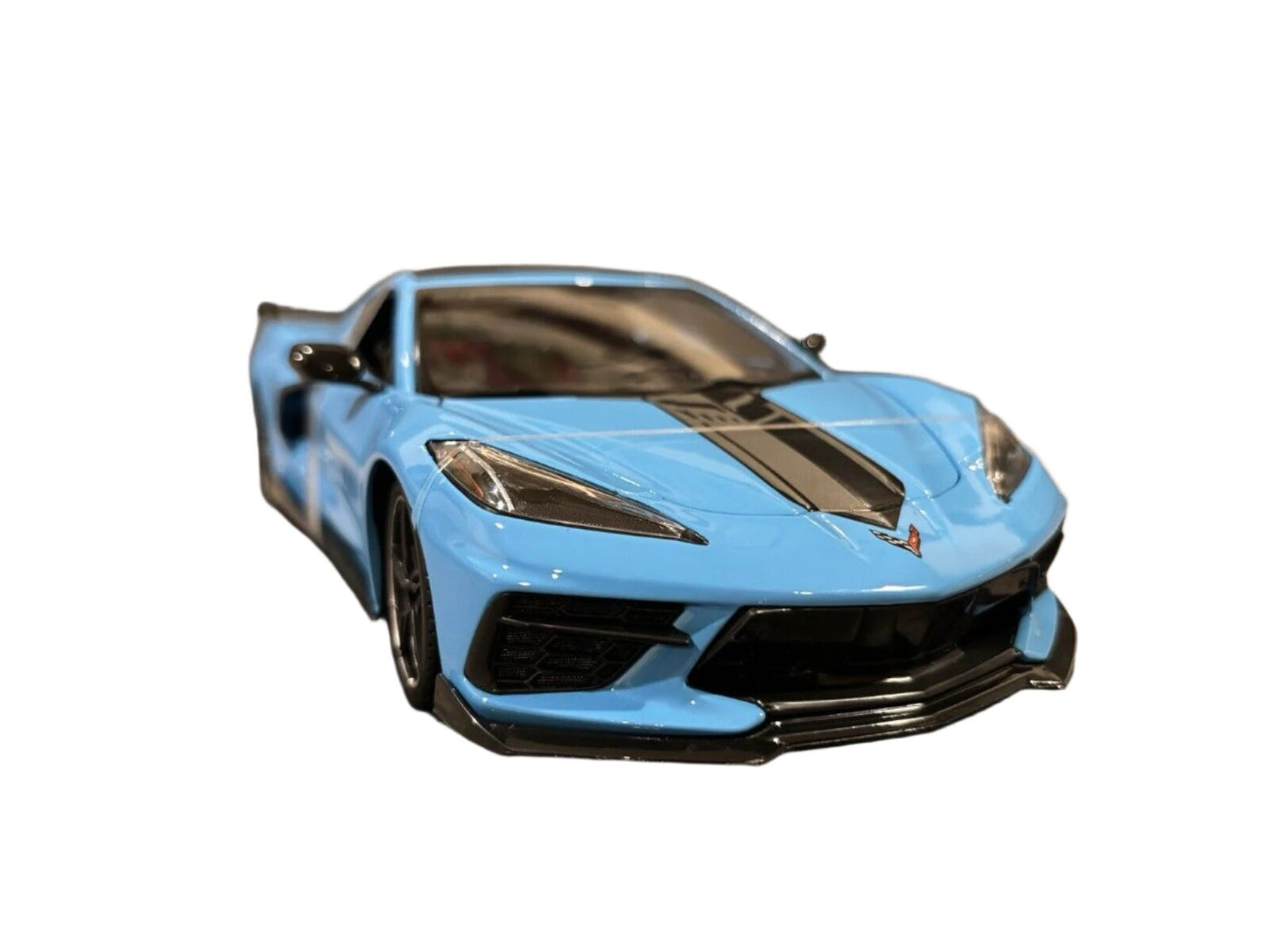 Maisto 2020 Chevy Corvette Stingray C8 Z51 Light Blue 1:18