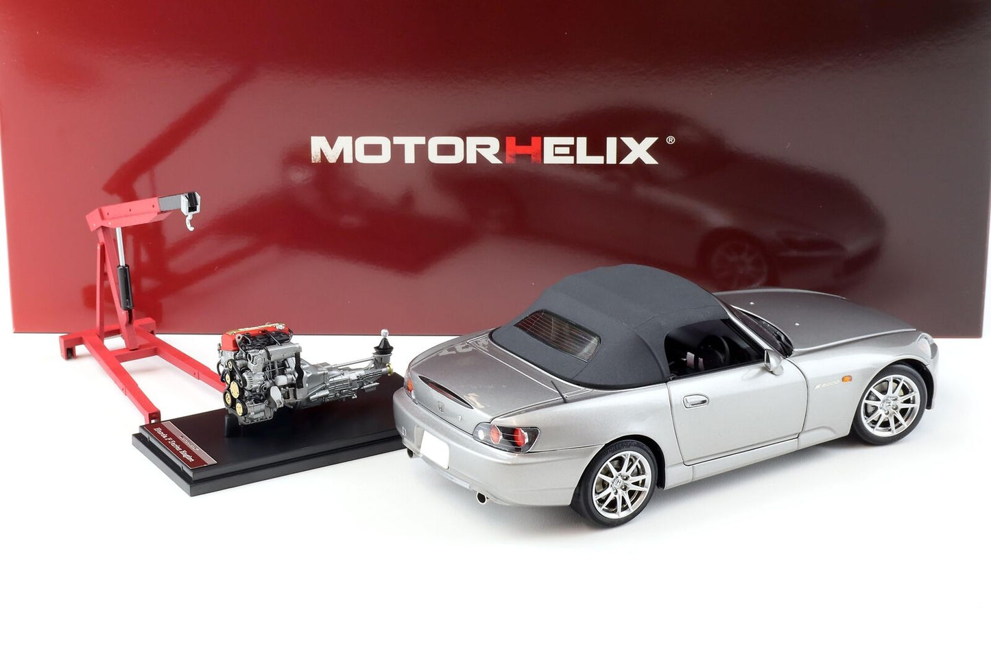 Motorhelix 2000 Honda S2000 (AP2) w/ Engine & Convertible Tops, Silver 1:18 LIMITED