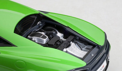 AUTOart Mclaren 570S Coupe Mantis Green w/ Black Wheels 1:18