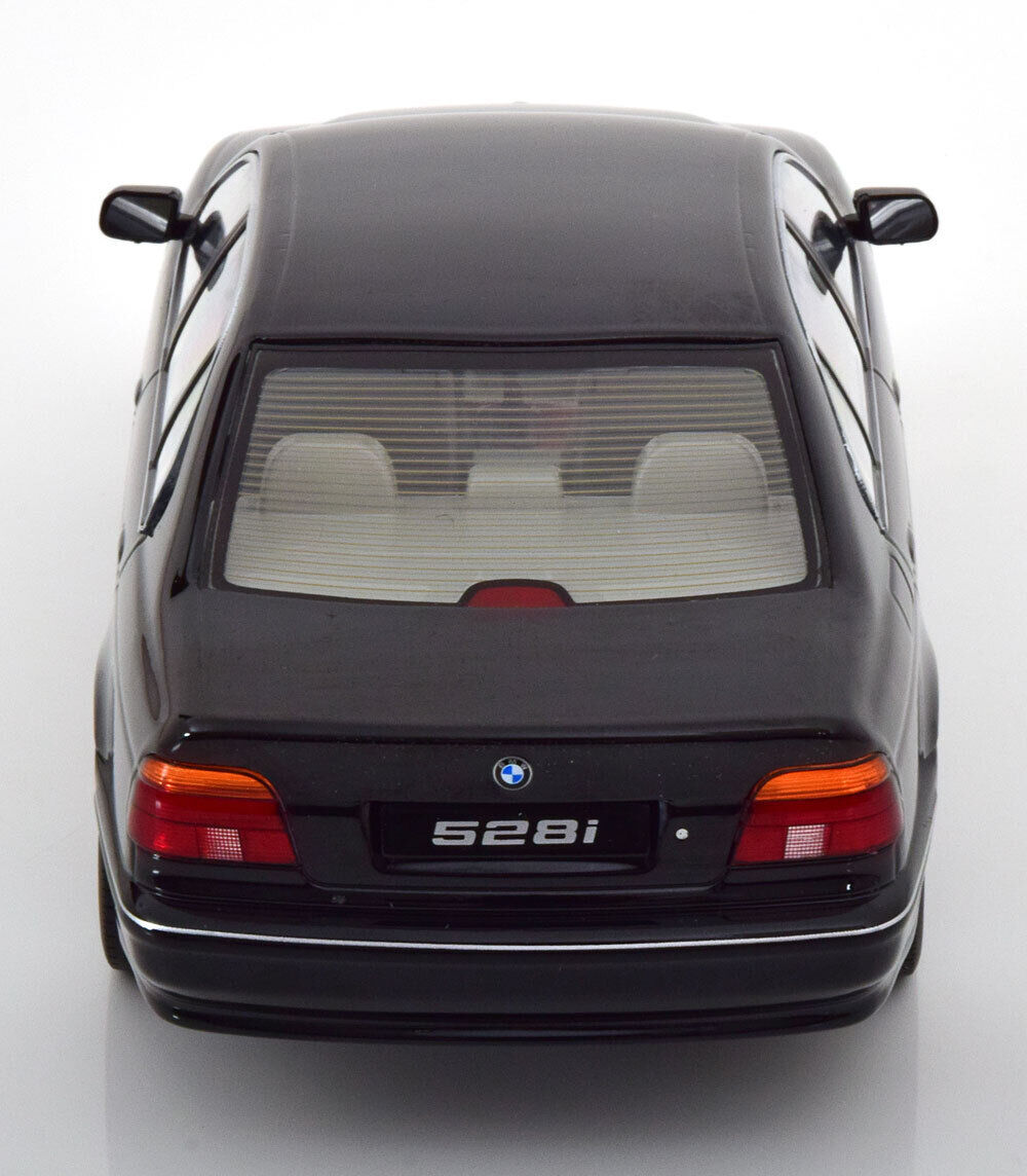 KK-Scale 1995 BMW 528i (e39) Sedan Black 1:18