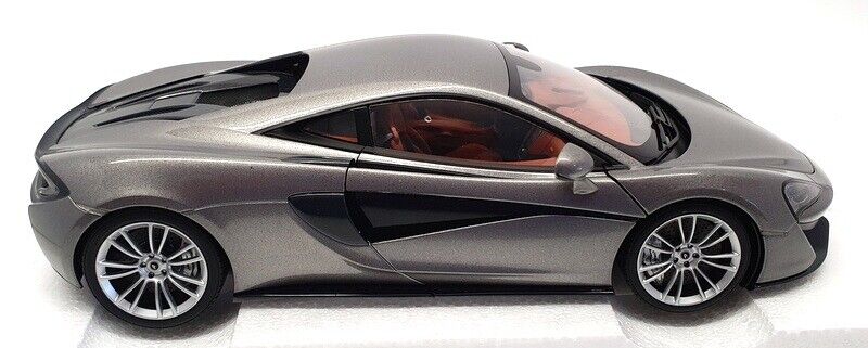 AUTOart Mclaren 570S Coupe Blade Silver 1:18