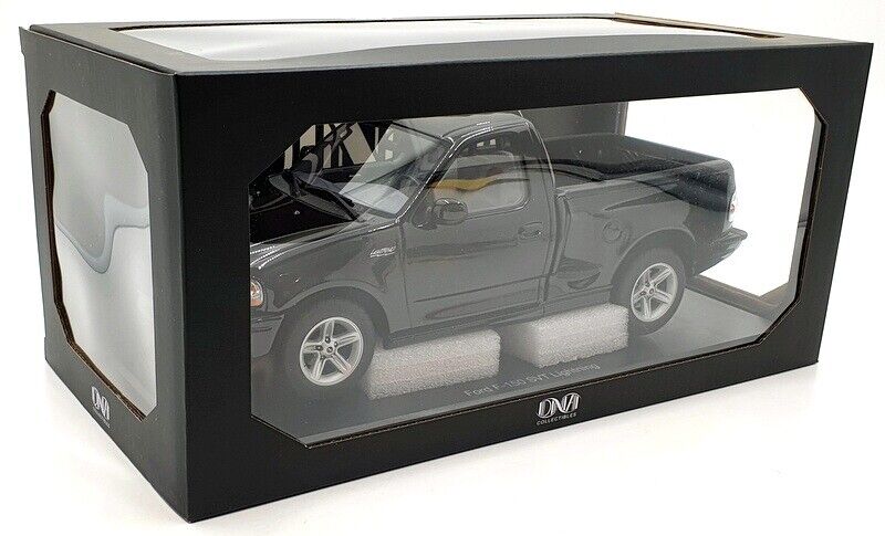 DNA Collectibes 2003 Ford F-150 SVT Lightning Pick up Truck Black 1:18 RESIN