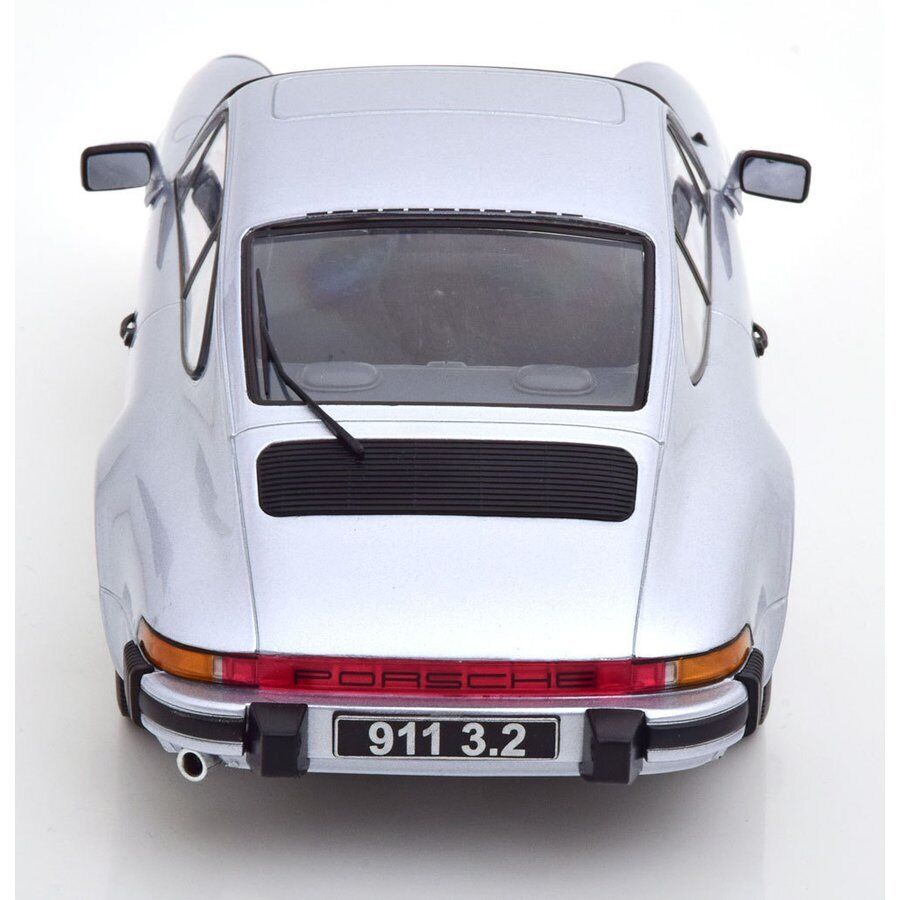 KK Scale 1988 Porsche 911 Carrera 3.2 Coupe G Series Ice Silver 1:18