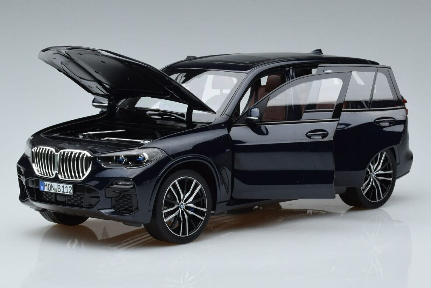 Norev 2019 BMW X5 4.0i X-Drive M-Sport (G05) Dark Blue Metallic 1:18