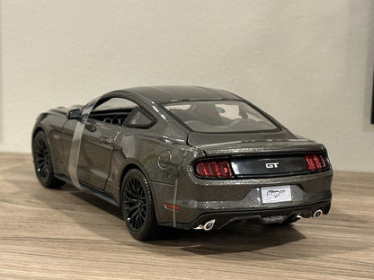 Maisto 2015 Ford Mustang GT Grey Metallic 1:18