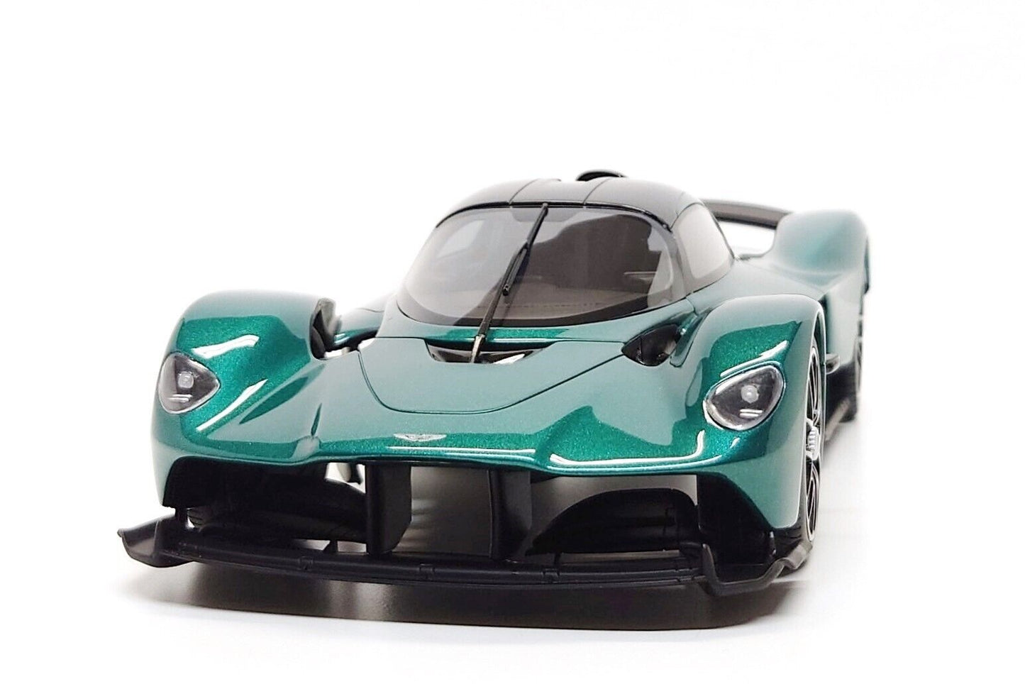 GT Spirit 2021 Aston Martin Valkyrie Racing Green Metallic w/ Black Accents 1:18 Resin