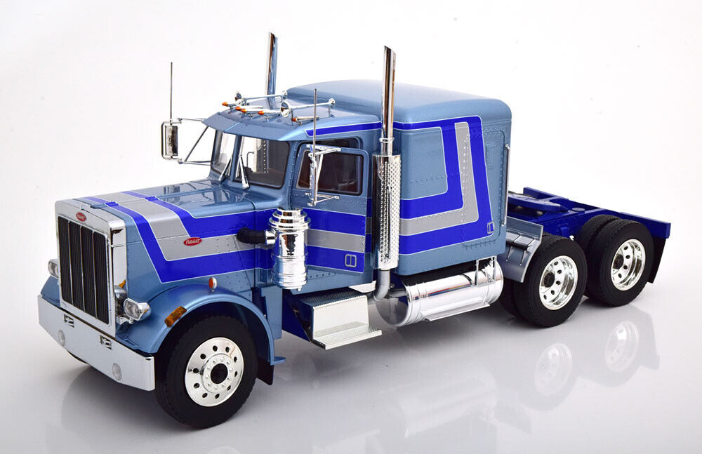 Road Kings 1967 Peterbilt 359 Bull Nose Prime Mover Truck Light Blue & Silver 1:18