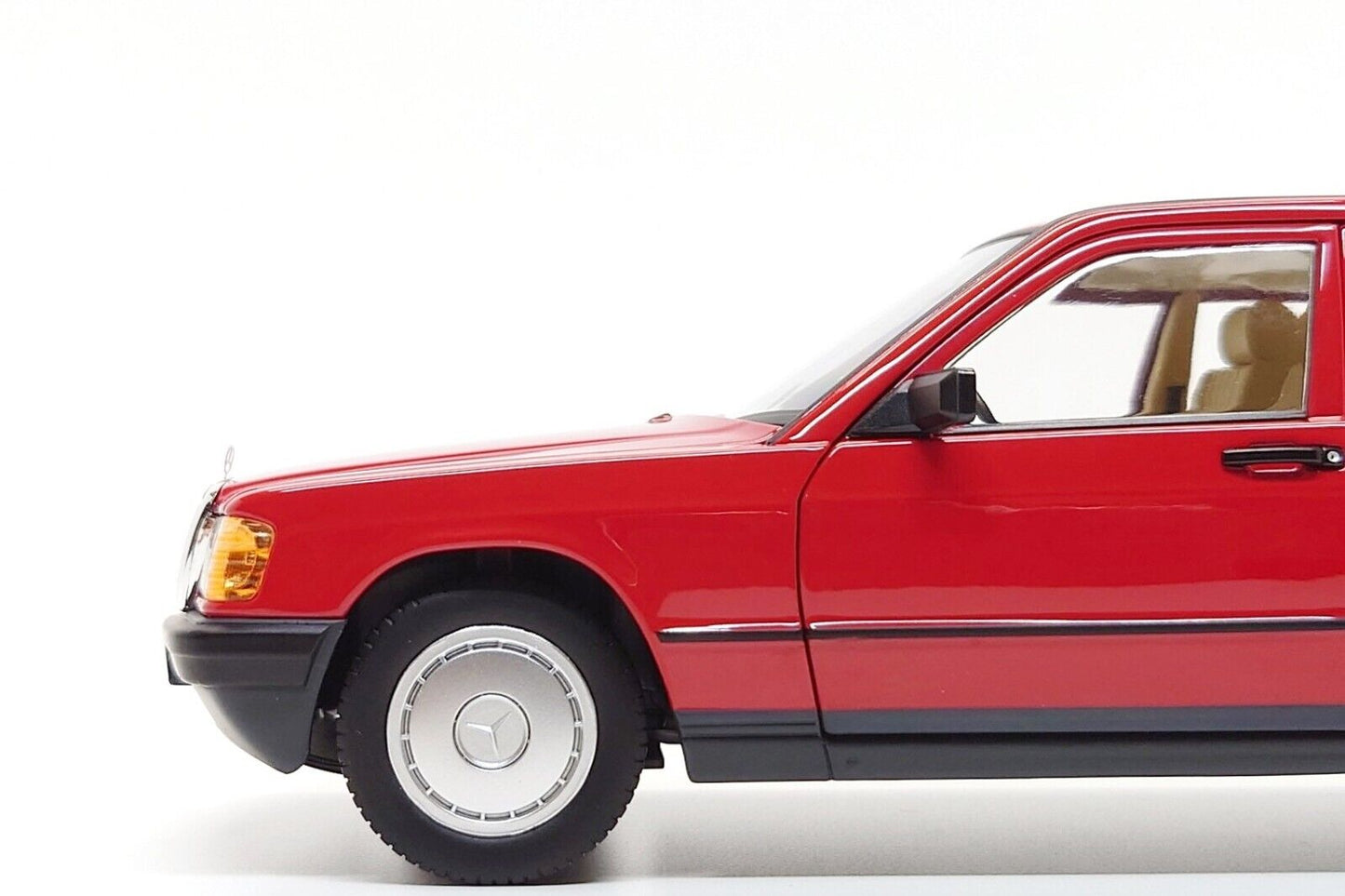 Norev 1982 Mercedes-Benz 190E (W201) Signal Red 1:18