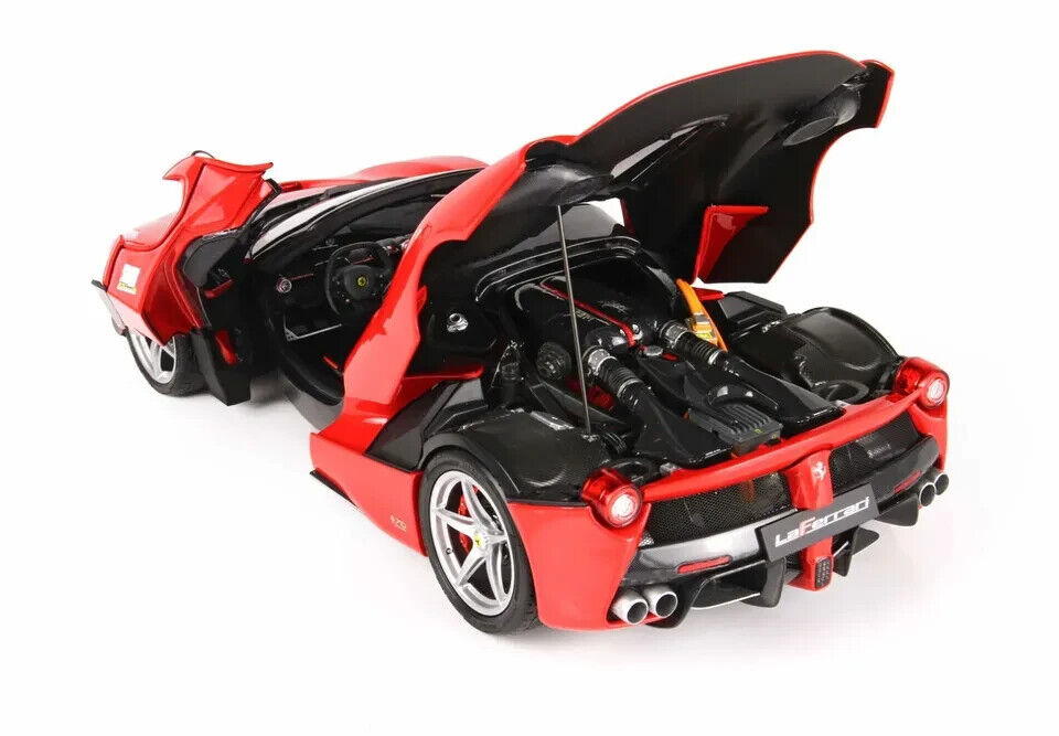 BBR 2016 Ferrari LaFerrari Aperta Spider Rosso Corsa (Ferrari Red) 1:18