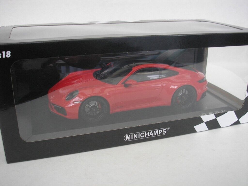 Minichamps 2020 Porsche 911 992 Carrera 4 GTS Guards Red 1:18 SEALED