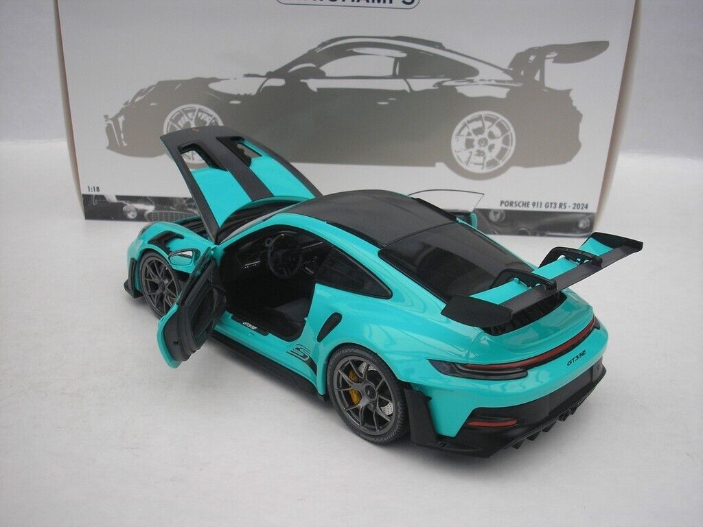 Minichamps 2023 Porsche 911 992 GT3 RS w/ Weissach Pkg Mint Green w/ Dark Silver Wheels 1:18