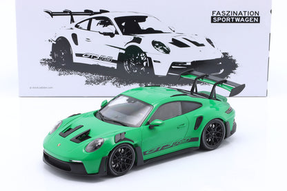 Minichamps 2023 Porsche 911 992 GT3 RS Python Green w/ Black Wheels 1:18 SEALED, LIMITED EDITION