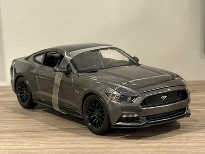 Maisto 2015 Ford Mustang GT Grey Metallic 1:18