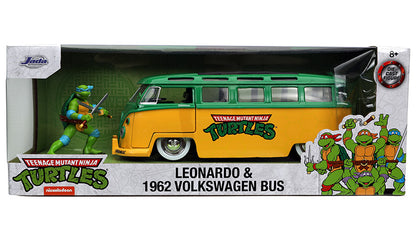 Teenage Mutant Ninja Turtles 1962 Volkswagen Bus with Leonardo Figure 1:24