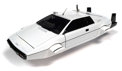 Autoworld 1971 Lotus Espirit Series 1 in Lotus White from James Bond  1:18