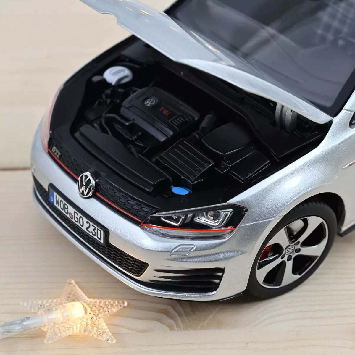 Norev 2013 Volkswagen Golf GTI MK VI Reflex Silver 1:18