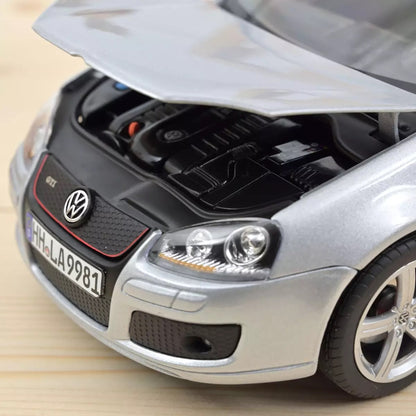 Norev VW Golf GTI Pirelli 2007 Silver 1:18